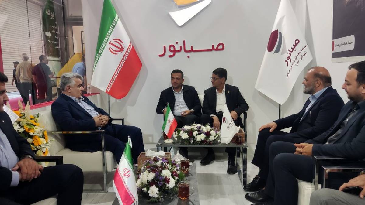 حضور درخشان صبانور در نخستین نمایشگاه معدن غرب کشور