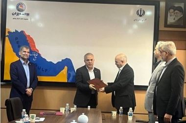 برگزاری جشن ولادت حضرت فاطمه زهرا(س) و روز مادر و زن در بیمه ایران