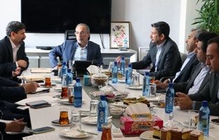 مدیران عامل بیمه رازی و بانک مهر دیدار کردند/ تسهیلات بیمه‌های رازی افزایش می‌یابد