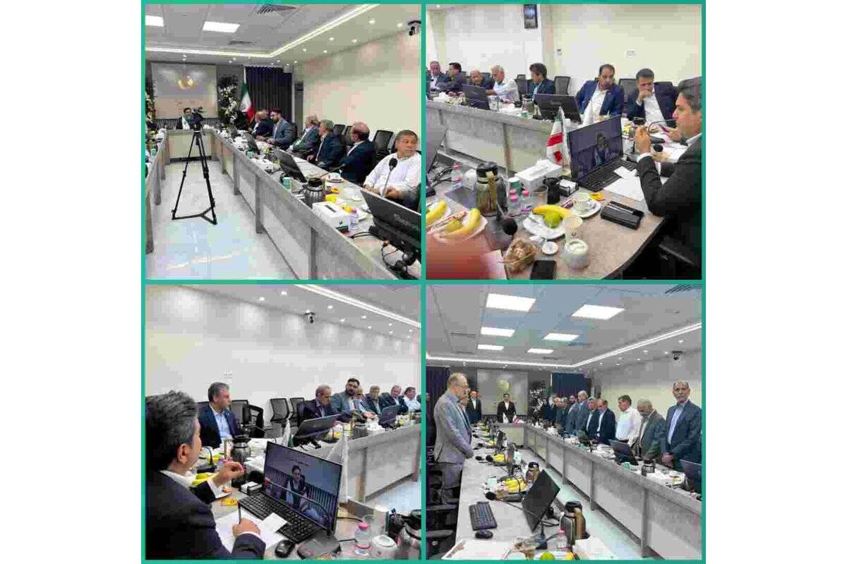 بررسی ظرفیت‌های بانکی و اقتصادی یزد و اردکان در ادامه سفر مدیرعامل پست‌بانک ایران