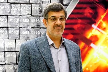 اعزام اولین گروه از کارکنان مجتمع معدنی چادرملو به اردوی راهیان نور غرب کشور