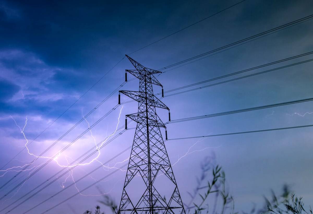 پرداخت یارانه‌ نقدی از دلایل بروز ناترازی در بخش انرژی است