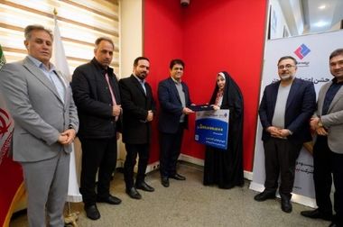 عبور حق بیمه تولیدی «ملت» از 17 همت/ بیمه ملت دی‌ماه یک هزار و 530 میلیارد تومان بیمه‌نامه فروخت