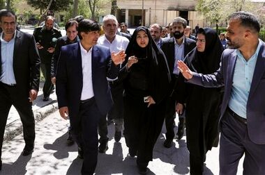 حمایت از فولاد مبارکه به‌عنوان یک صنعت ملی را وظیفه خود می‌دانیم