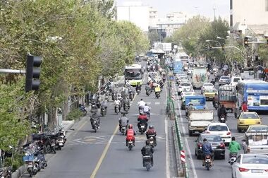  بلاتکلیفی در صدور گواهینامه موتورسیکلت زنان چه پیامدهایی دارد؟