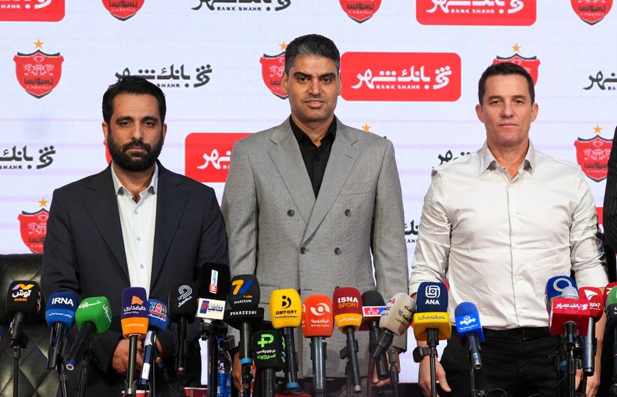  اوسمار ویرا: بانک شهر مقدمات حضور من را فراهم کرد/ حدادی: مدیریت بانک شهر همیشه یار و یاور تیم پرسپولیس بود