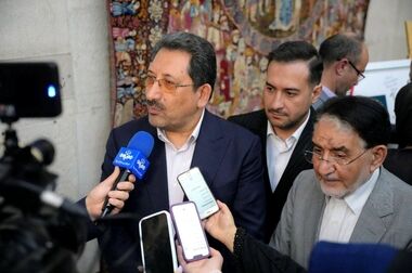 ایران با اتکا به توان داخل و همت فرزندان میهن بر دشمن متجاوز غلبه کرد
