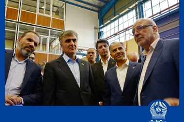 بانک تجارت با برنامه راهبردی تأمین مالی زنجیره‌ای، حامی صنعتگران و تولیدکنندگان کشور است