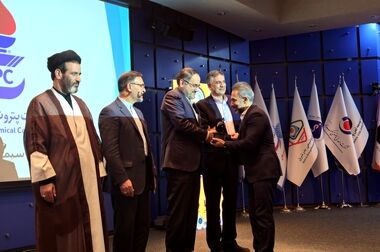 پتروشیمی پردیس ۳۷۰۰ تومان سود تقسیم کرد
