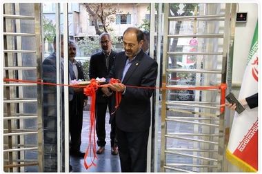 بانک ملی ایران، با سابقه ترین‌ و پیشروترین بانک دولتی کشور است/ ابراز رضایت دولت از حمایت های این بانک از صنایع ارزآور، صادرات‌محور و بخش خصوصی