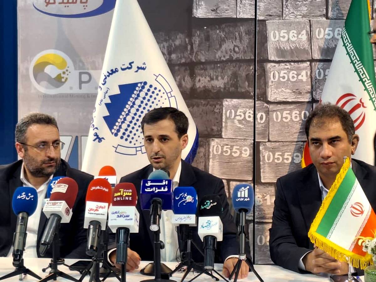 رشد ۶۱ درصدی درآمد و توسعه گسترده انرژی‌های تجدیدپذیر در چادرملو