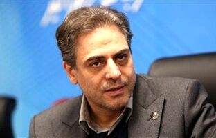 دهه فجر نماد استقلال و خودباوری است/ داخلی‌سازی ۷۵ درصد تجهیزات پروژه‌های فیبر نوری