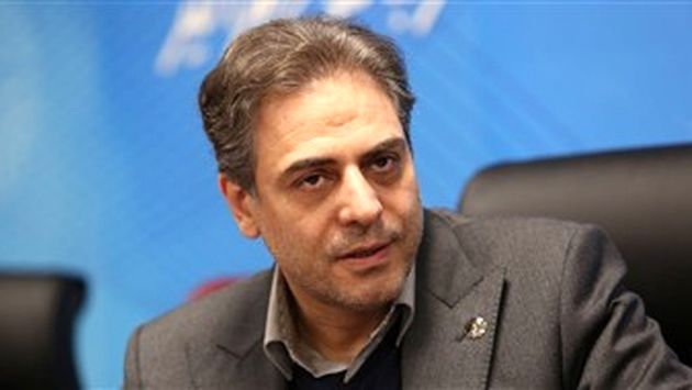 دهه فجر نماد استقلال و خودباوری است/ داخلی‌سازی ۷۵ درصد تجهیزات پروژه‌های فیبر نوری