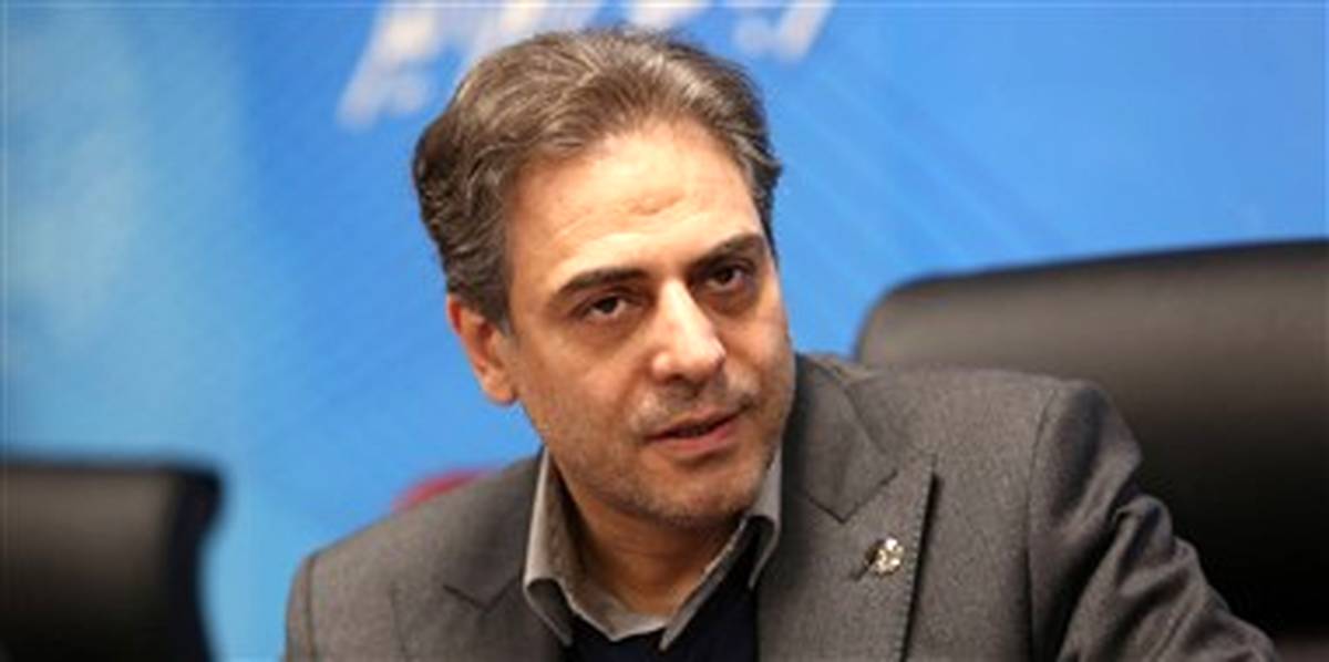 دهه فجر نماد استقلال و خودباوری است/ داخلی‌سازی ۷۵ درصد تجهیزات پروژه‌های فیبر نوری