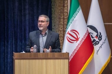 ملت ایران با یاد و خاطره امام و شهدا، مسیر انقلاب اسلامی را با قدرت ادامه می‌دهند