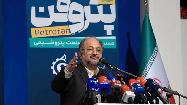 پتروفن یک رویداد ملی است/ معتقد به نظارت مشفقانه هستم نه نظارت مچ‌گیرانه