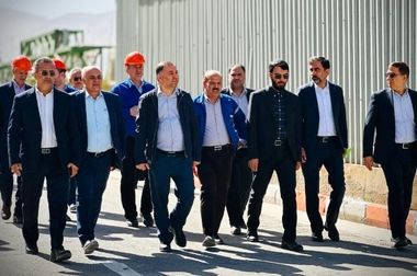 برگزاری مراسم بزرگداشت شهدای تجاوز دشمن صهیونیستی در پتروشیمی شازند