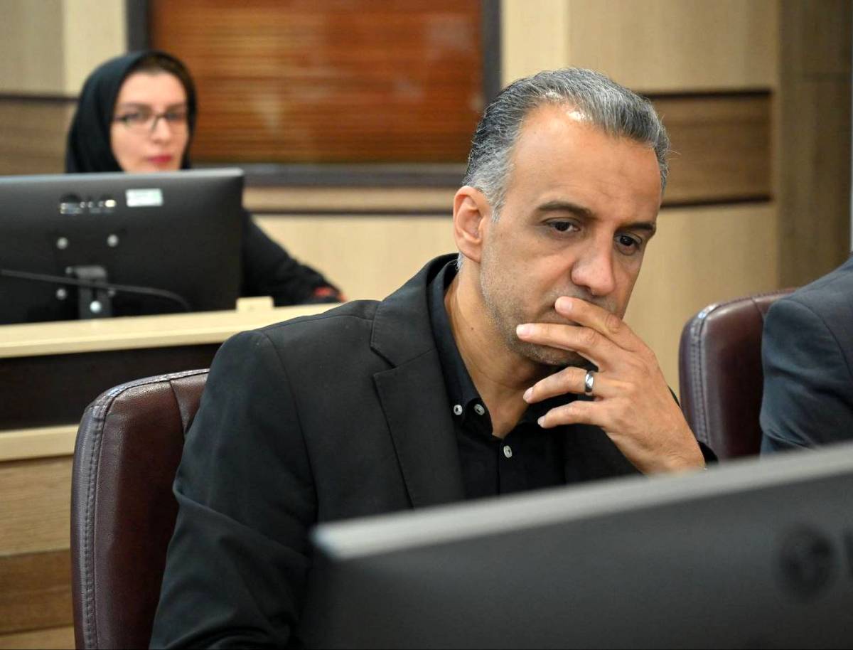 ترمیم کامل شیشه های آسیب دیده املاک منطقه یک در جنگ ۱۲ روزه