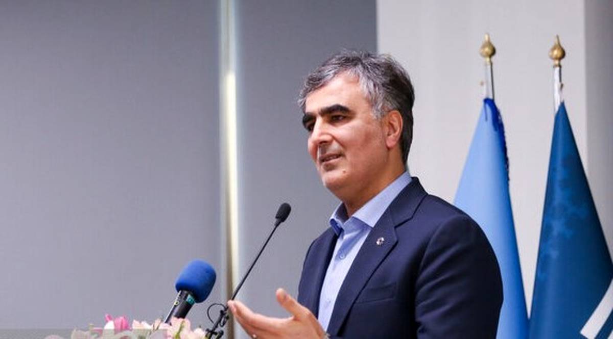 تثبیت نرخ ارز تجاری/ افزایش سرمایه نظام بانکی به ۱۰۰۰ همت