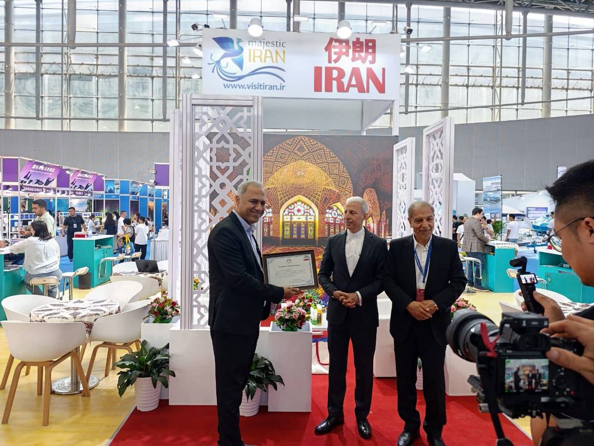 اعطای نمایندگی کانون جهانگردی و اتومبیلرانی در چین/ گامی تازه برای توسعه ارتباطات بین‌المللی گردشگری ایران