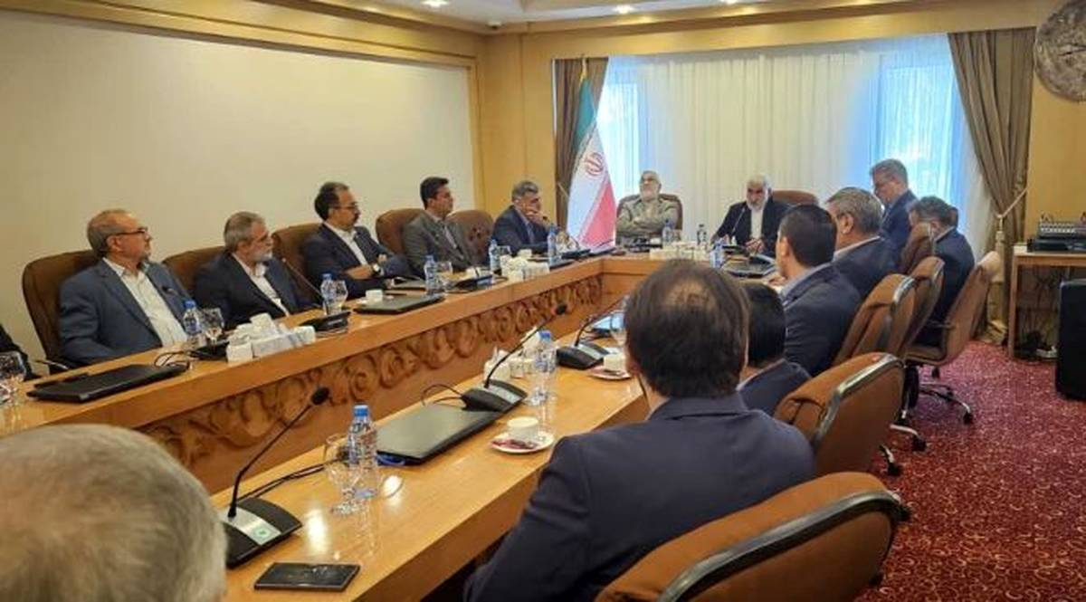 در مدیریت بحران، ایمان، ایستادگی و اخلاق راهبرد ماست