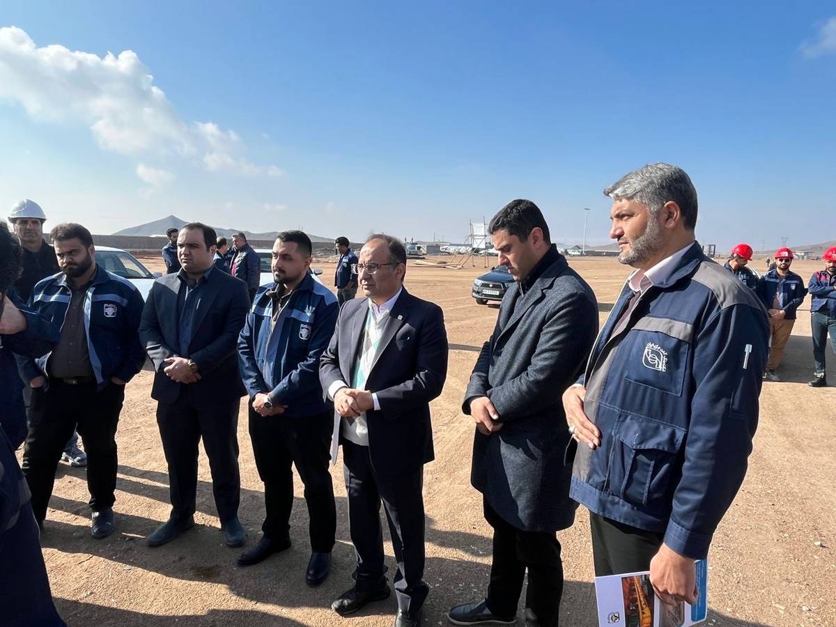 بازدید میدانی مدیر عامل شرکت سنگ آهن مرکزی ایران بافق از پروژه کارخانه فولاد آلیاژی مرکزی بافق