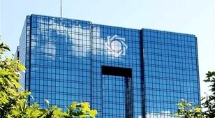 ٧۰۰ همت تسهیلات به بنگاه‌ها پرداخت شد/ احتمال بازبینی نرخ‌های سود بانکی