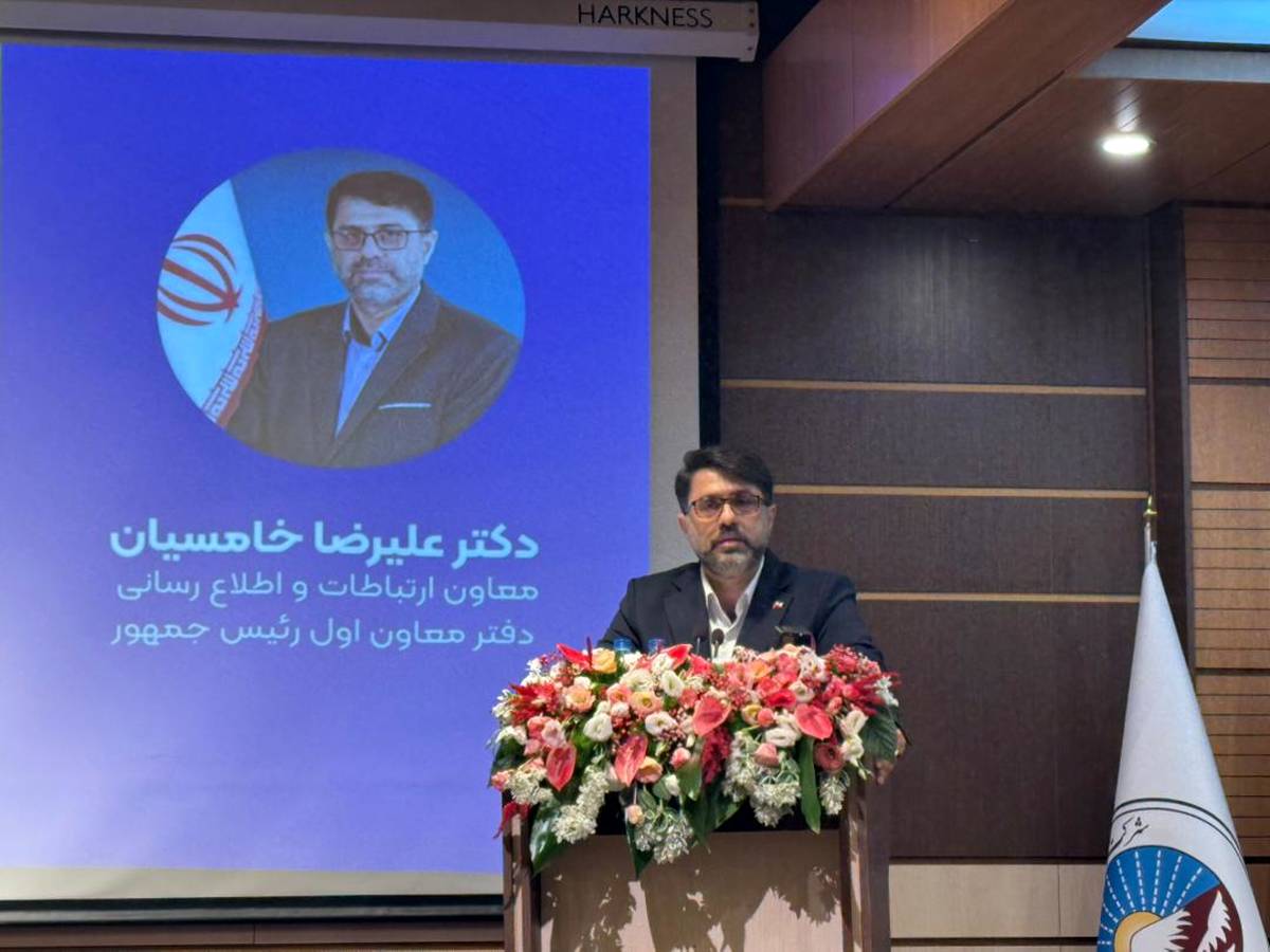 خامسیان: دولت وفاق ملی با مردم صادقانه سخن می‌گوید