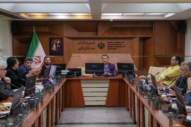 تجدید میثاق مدیرعامل بانک مسکن با آرمان‌های شهدا در دیدار با خانواده شهید مدافع امنیت