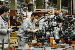 کارگران را اخراج نکنید/ لزوم توجه به وضعیت تامین اجتماعی
