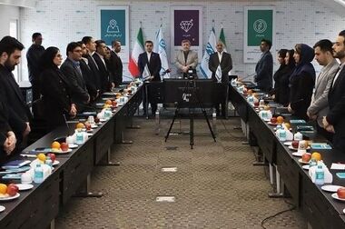 کار اصلی روابط عمومی‌ها ارائه تصویری واقع‌بینانه از سازمان خود به افکار عمومی است