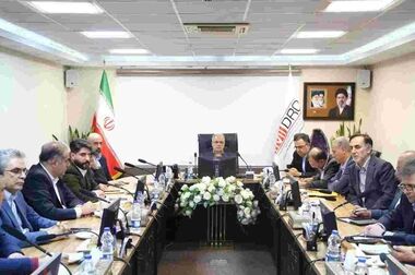 منابع حاصل از واگذاری‌ها را به ایمیدرو بازگردانید