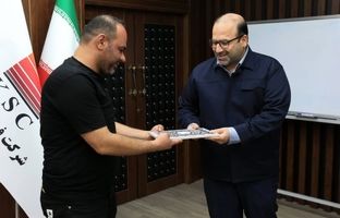  تقدیر کارکنان رسمی از مدیرعامل شرکت فولاد خوزستان