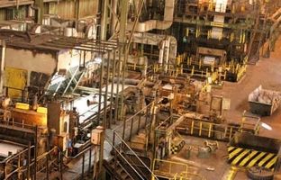 عبور از ظرفیت اسمی و ثبت رکورد تاریخی تولید کلاف خام در تاندم میل ناحیه نورد سرد