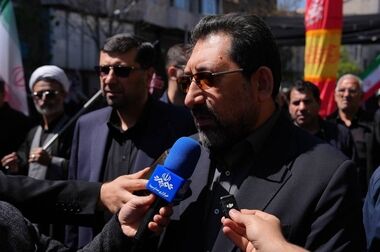 صنایع کلیدی آسیب دیده جنگ تحمیلی بازسازی و به چرخه تولید باز می‌گردند