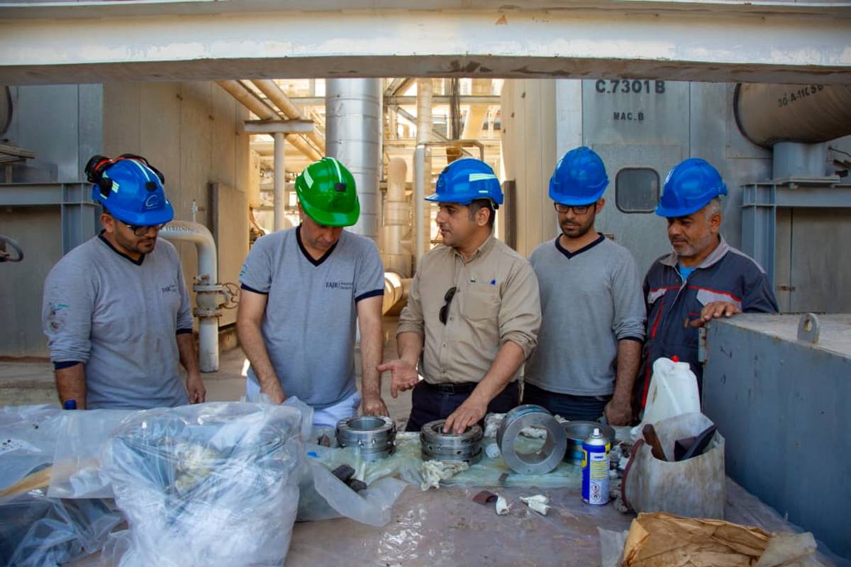 انجام تعمیرات اساسی تجهیزات هوای نواحی ۱ و ۲ شرکت فجر انرژی خلیج فارس