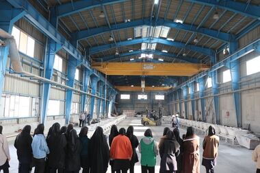 بازدید دانش‌آموزان مدارس جاجرم و سنخواست از شرکت آلومینای ایران