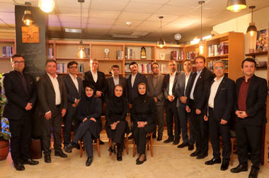 عضو کمیسیون برنامه و بودجه مجلس: بانک اقتصاد نوین اضافه‌برداشت ندارد