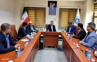 بیمه ایران ایستاده در کنار ملت ایران