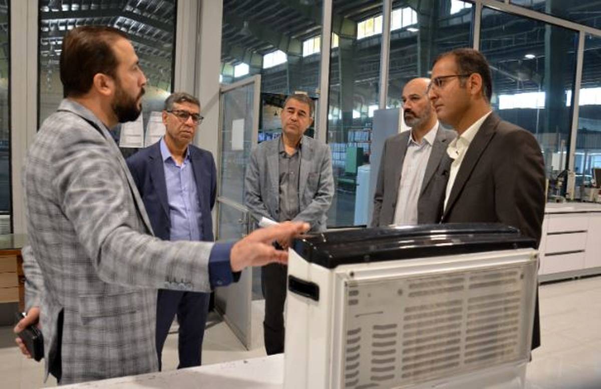 بازدید بازرس ویژه سازمان صنایع کوچک و شهرک‌های صنعتی ایران از واحدهای تولیدی و شهرک‌های صنعتی خراسان رضوی