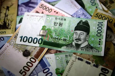 ثبت‌نام ۲۴ ساعته برای حراج و پیش‌فروش سکه در مرکز مبادله ایران