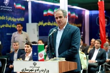 دستور وزیر راه برای بازسازی خانه‌های تخریب شده در تجاوز رژیم صهیونیستی