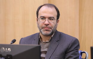 موافق عرضه خودرو در بورس بوده و هستیم/ بورس کالا به دلیل ویژگی خاص خود می‌توانند به شفاف‌تر شدن فضای بازار خودرو کمک کند