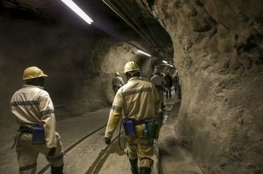 نایب‌قهرمانی شناگران فولاد خراسان با کسب ۶ مدال ارزشمند