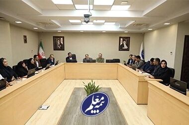 دیدار مدیرعامل بیمه معلم با مدیرکل آموزش‌وپرورش استان قم
