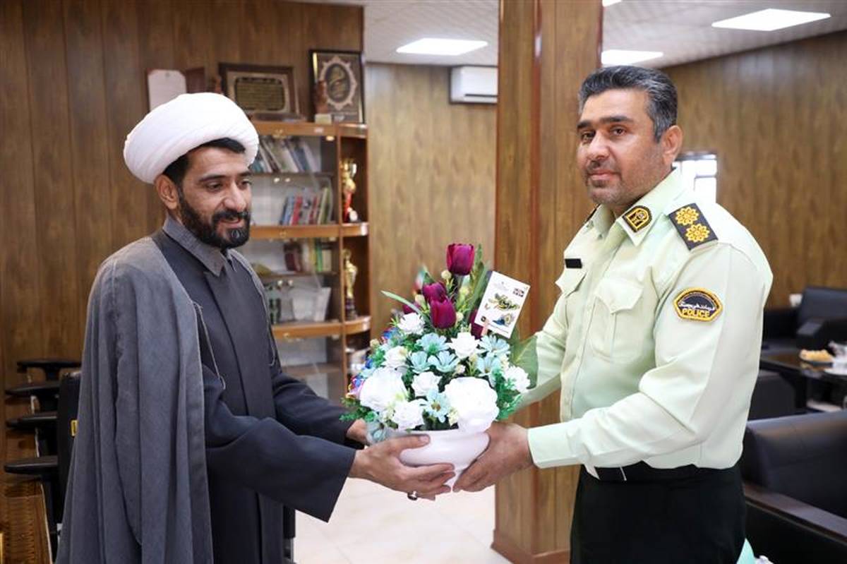 دیدار مدیر روابط عمومی شرکت سنگ‌آهن مرکزی ایران ـ بافق با فرمانده انتظامی شهرستان به مناسبت هفته نیروی انتظامی