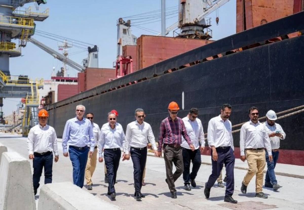 مدیرعامل و اعضای هیات مدیره مجتمع صنایع آلومینیوم جنوب از سایت دریایی پارسیان