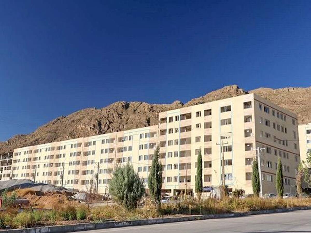 پرداخت بیش از ۴۲ هزار میلیارد ریال تسهیلات در استان لرستان توسط بانک مسکن/ تداوم خدمت‎‌رسانی با تعهد و وفاداری