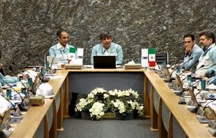 نشست مدیران و رؤسای ناحیه نورد سرد با مدیرعامل گروه فولاد مبارکه