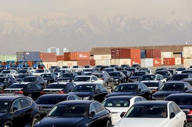 پشت پرده گرانی تازه خودرو؛ دلار بهانه است؟